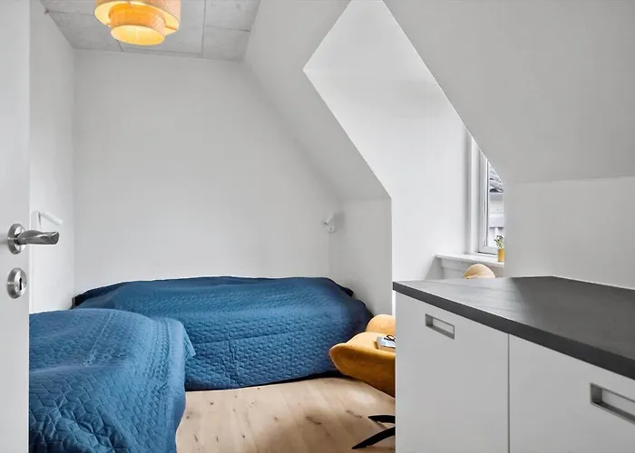 717-thyboron-jernbanegade-3 * Thyborøn